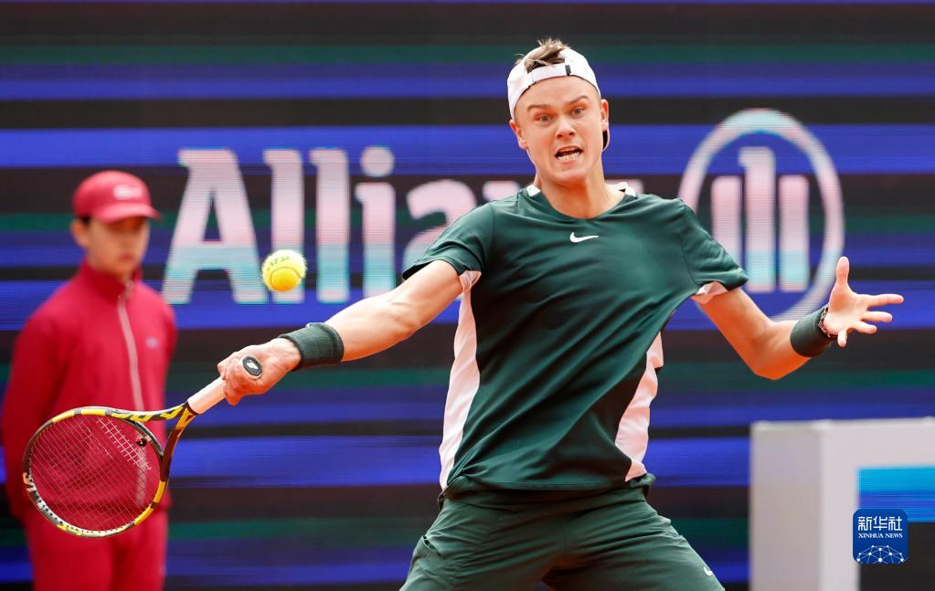 防守反击 防守反击