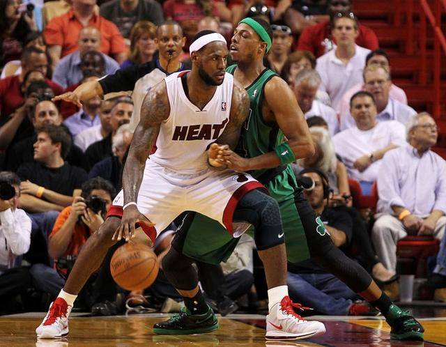 员树立了榜 员树立了榜