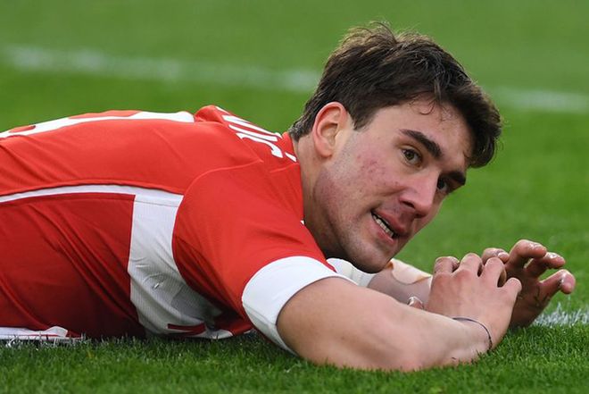 中被边缘化 中被边缘化